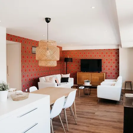 Le 19 Kleber Climatise Apartment