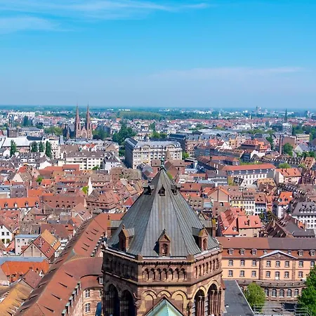 Le 19 Kleber Climatise アパート *